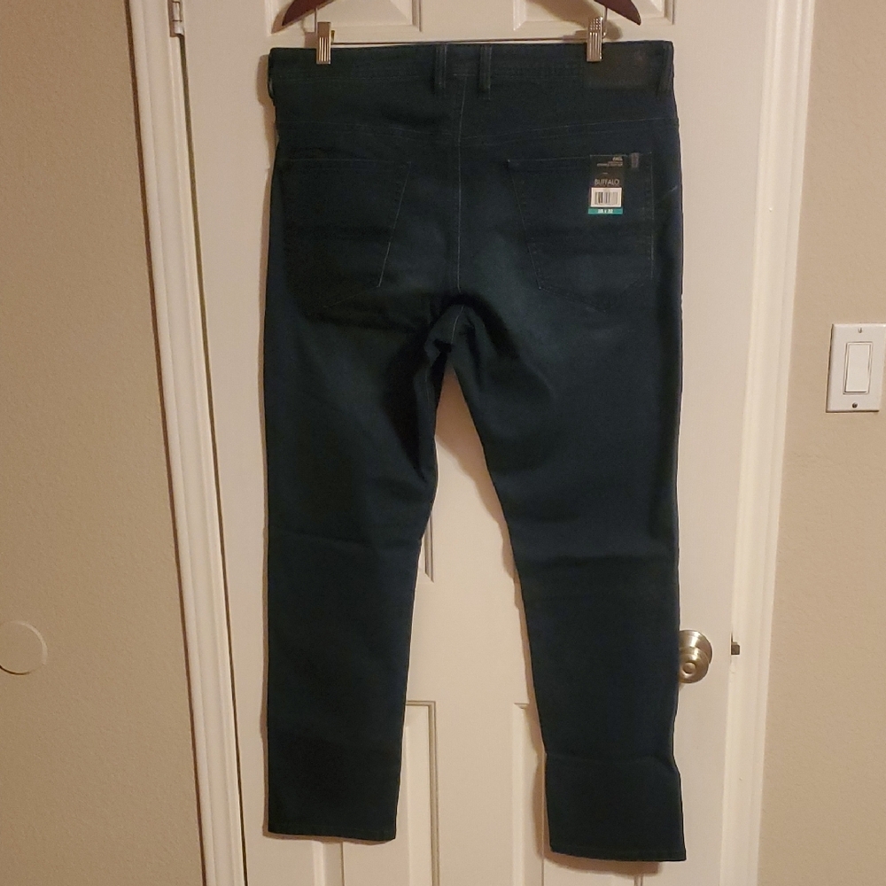 Men's New With Tags Buffalo David Bitton Dark Blue 38x32